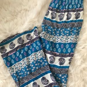 Wide leg paisley print pants